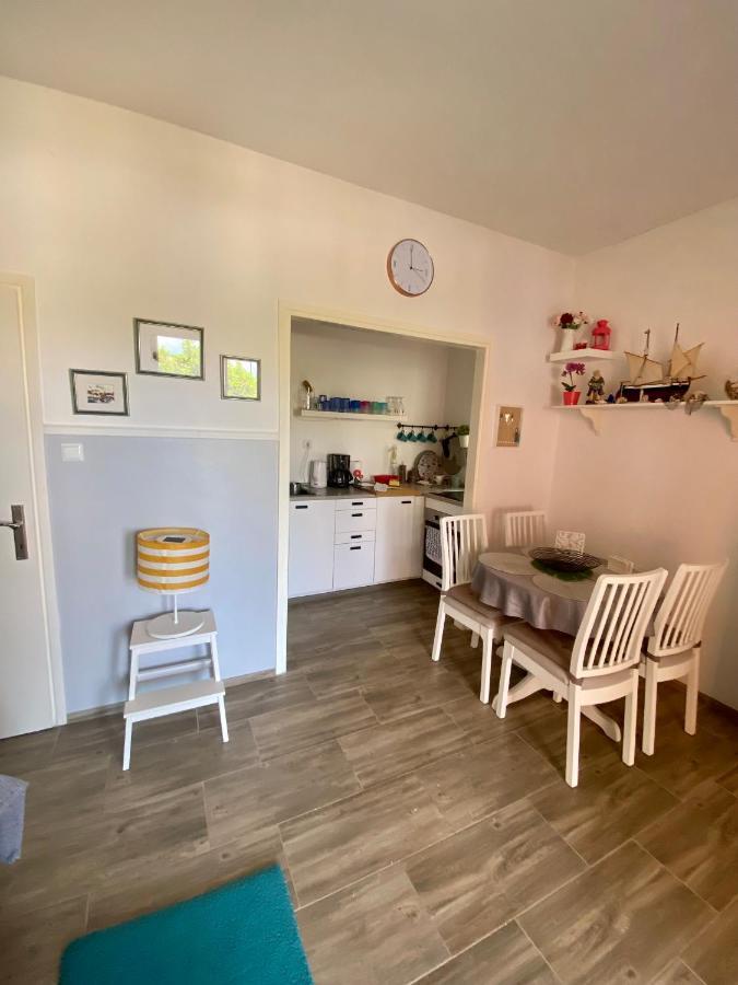 Lumar Holidays And Apartments Preko Εξωτερικό φωτογραφία
